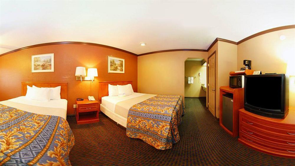 Days Inn By Wyndham Bishop Dış mekan fotoğraf